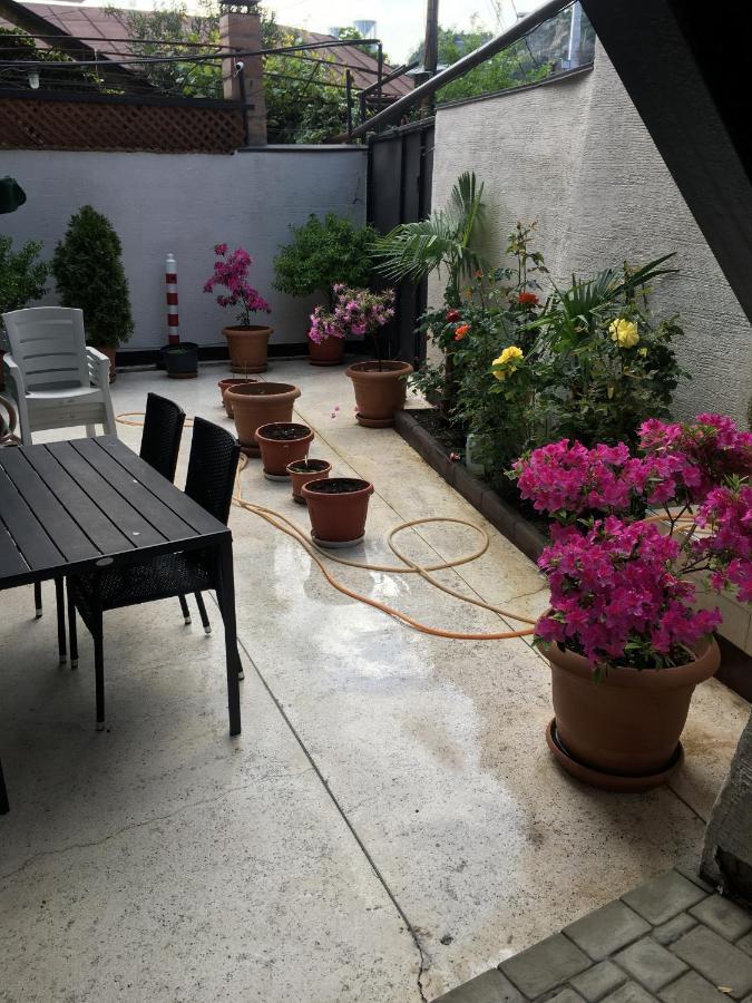 10 Shindisi Street,Tbilisi Apartment Luaran gambar