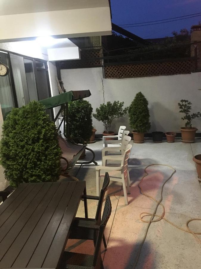 10 Shindisi Street,Tbilisi Apartment Luaran gambar