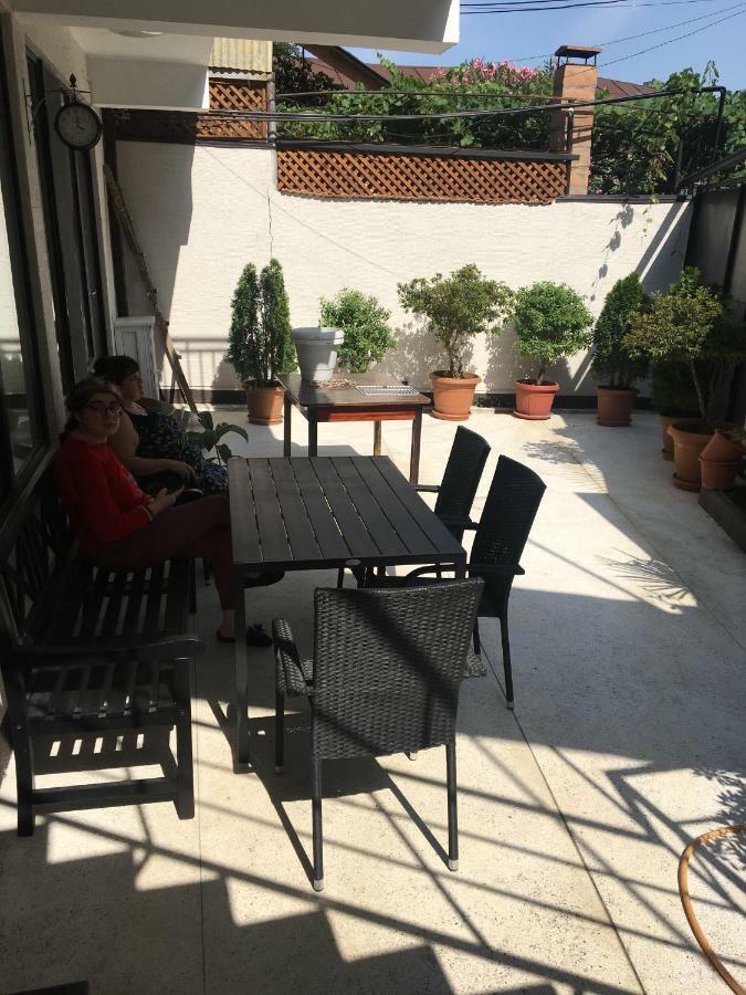 10 Shindisi Street,Tbilisi Apartment Luaran gambar