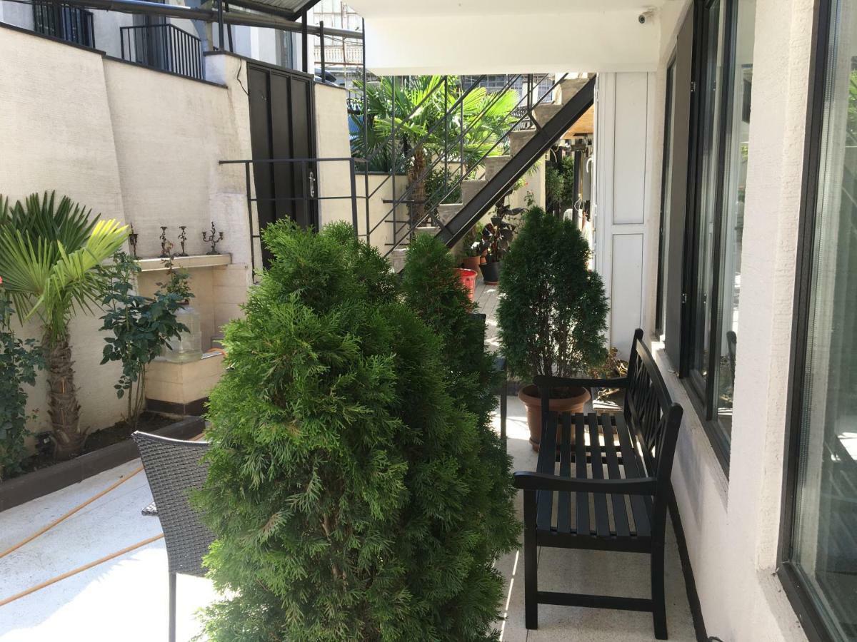 10 Shindisi Street,Tbilisi Apartment Luaran gambar